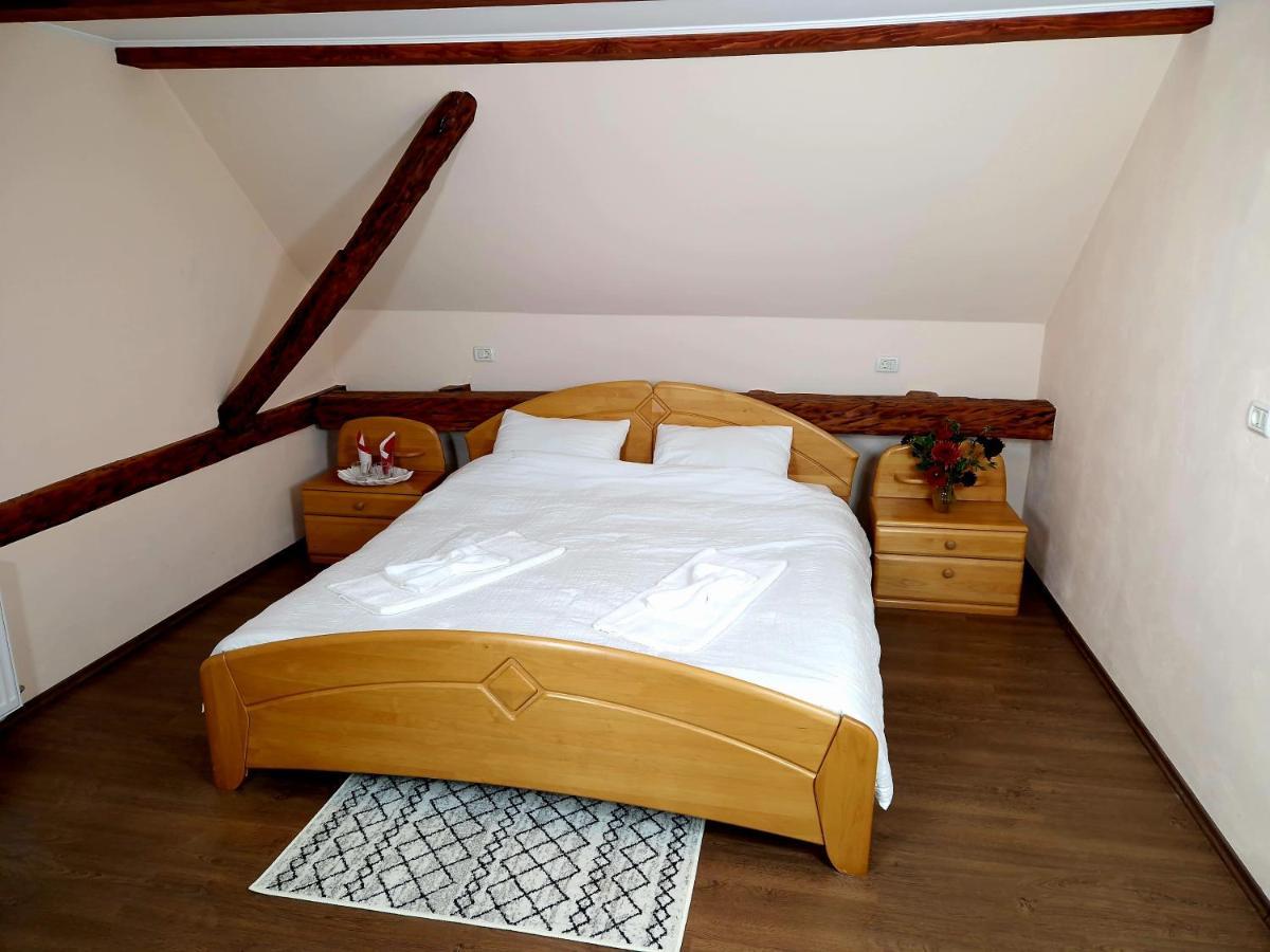 Willa Mehadica House Zewnętrze zdjęcie