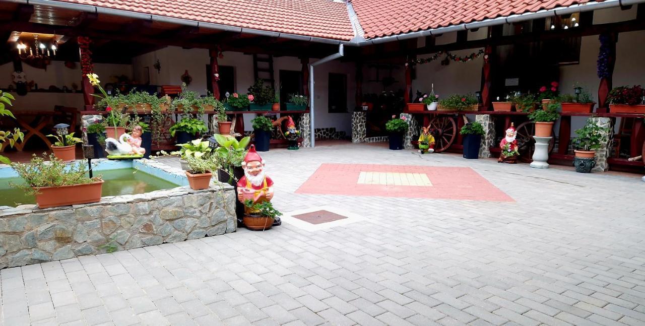 Willa Mehadica House Zewnętrze zdjęcie